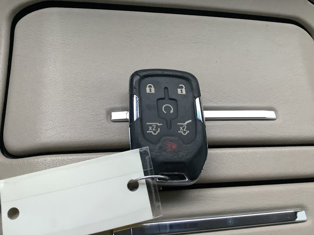 Thumbnail: 2018 GMC Yukon - 16