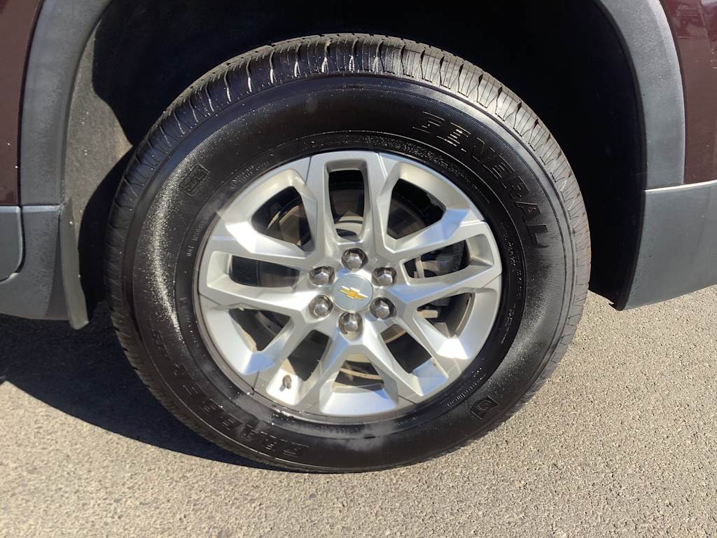 Thumbnail: 2020 Chevrolet Traverse - 8