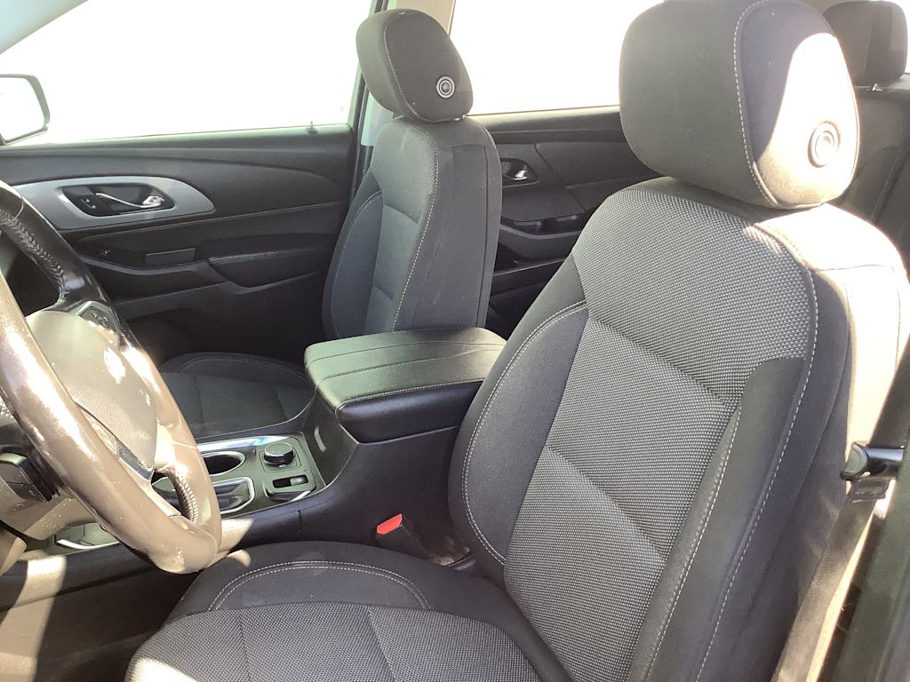 Thumbnail: 2020 Chevrolet Traverse - 12