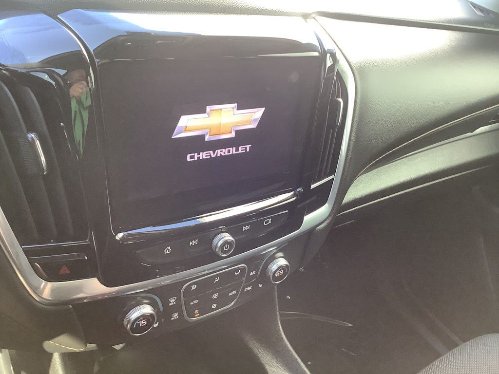 Thumbnail: 2020 Chevrolet Traverse - 14