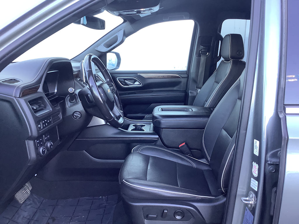 Thumbnail: 2022 Chevrolet Suburban - 11
