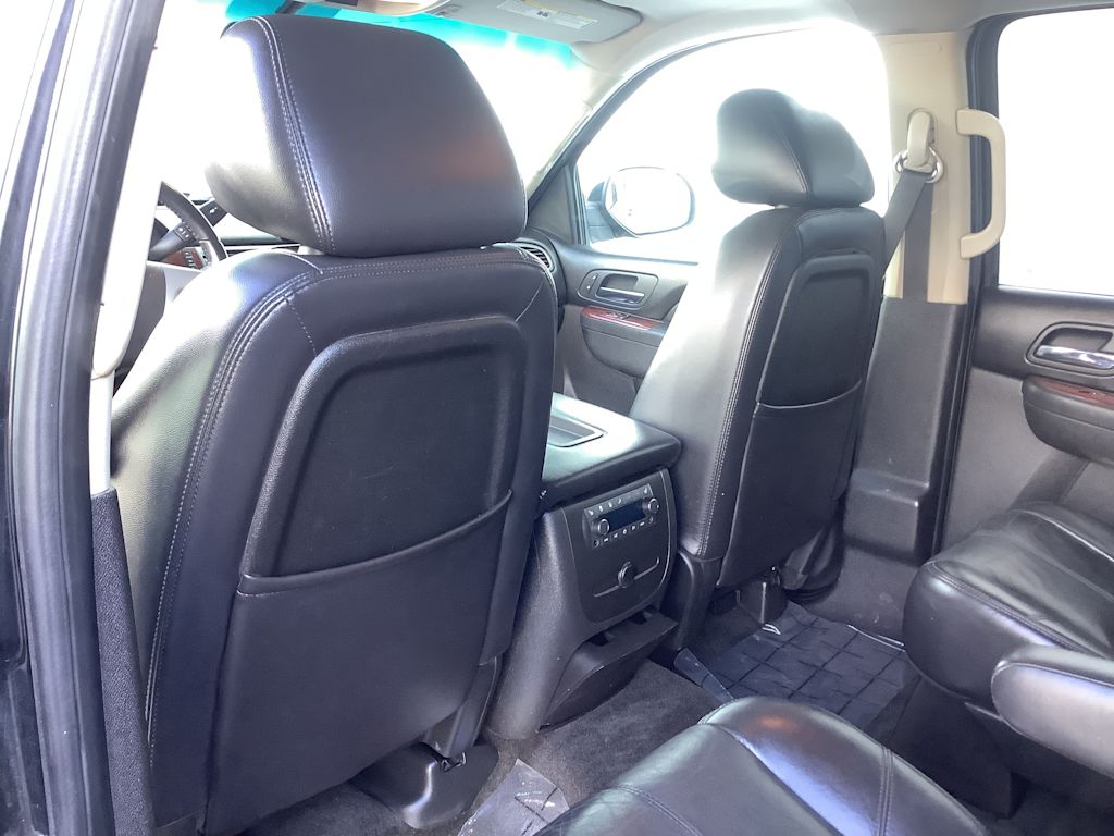 Thumbnail: 2011 Chevrolet Suburban - 13