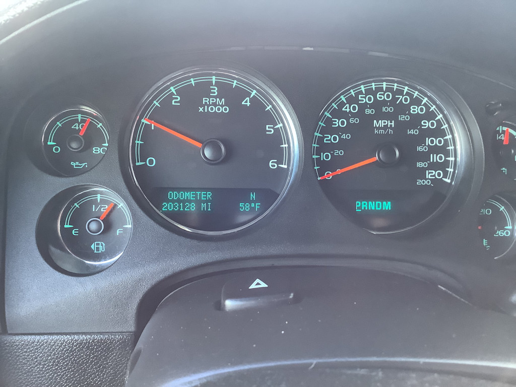 Thumbnail: 2011 Chevrolet Suburban - 16