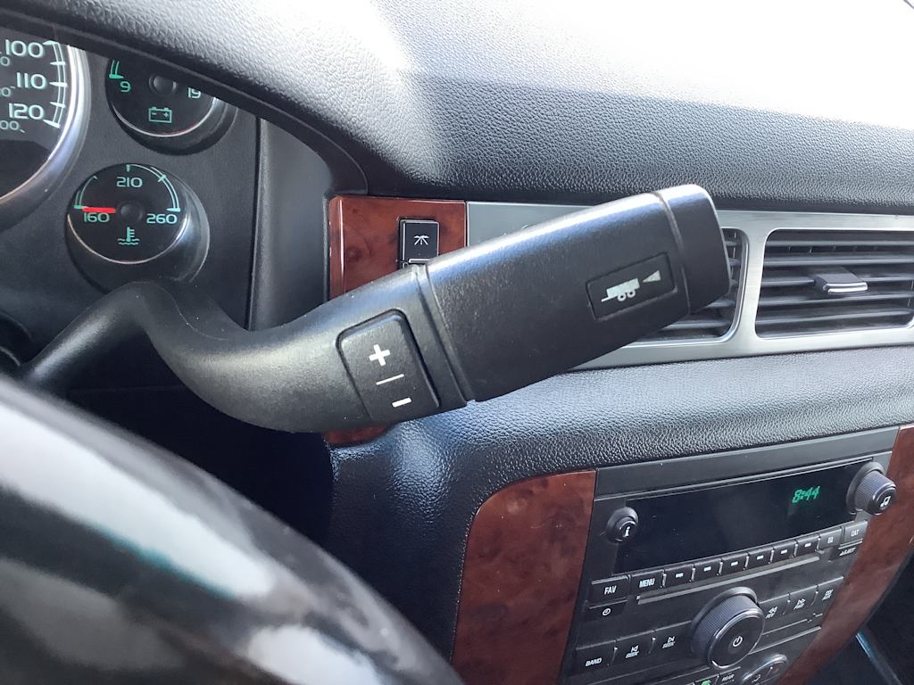 Thumbnail: 2011 Chevrolet Suburban - 14