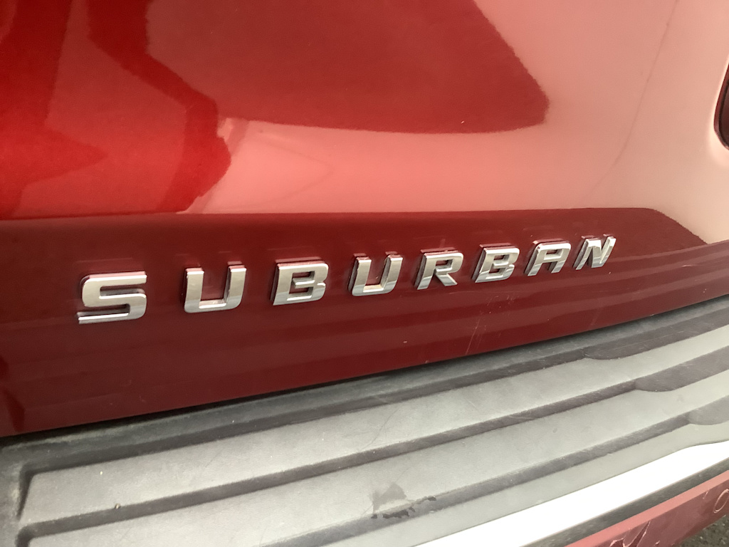 Thumbnail: 2017 Chevrolet Suburban - 7