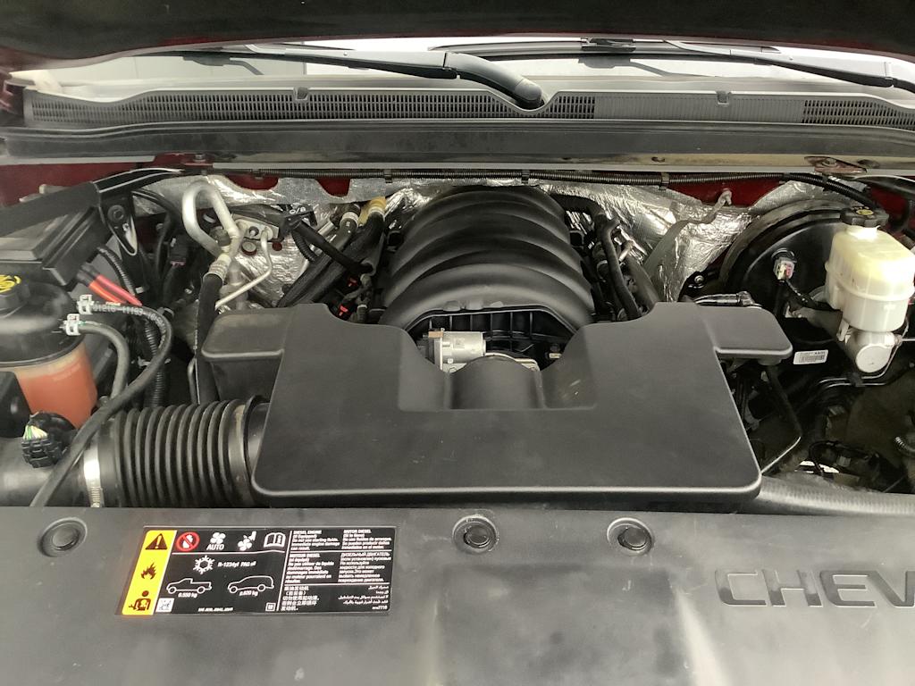 Thumbnail: 2017 Chevrolet Suburban - 9