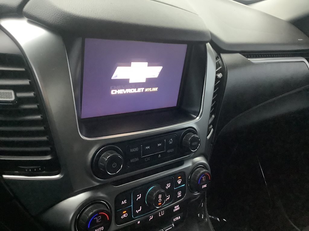 Thumbnail: 2017 Chevrolet Suburban - 14