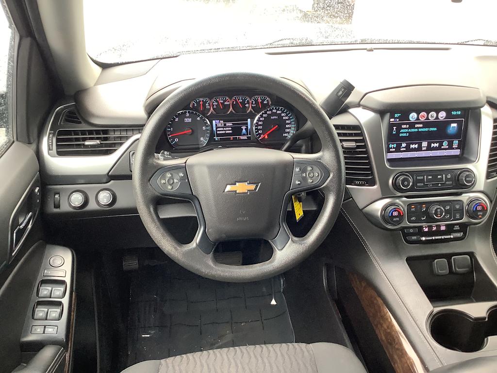 Thumbnail: 2019 Chevrolet Suburban - 10