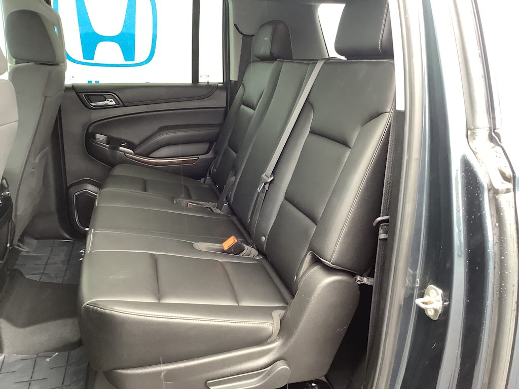 Thumbnail: 2019 Chevrolet Suburban - 19