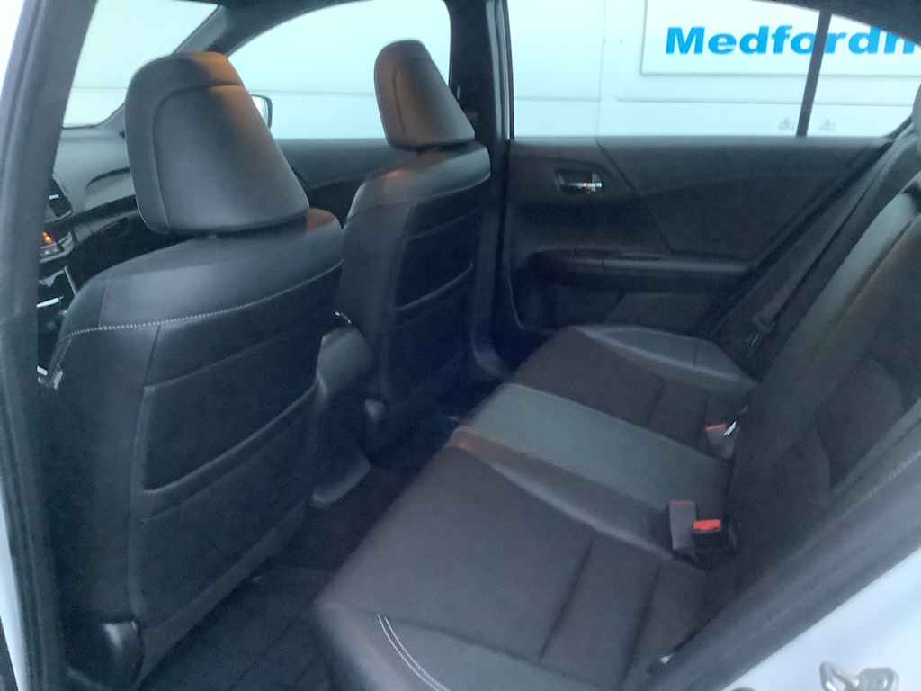 Thumbnail: 2016 Honda Accord - 13