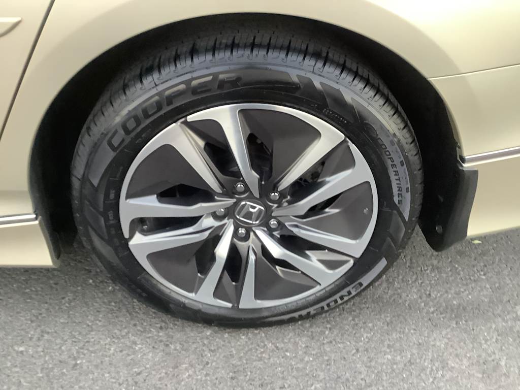 Thumbnail: 2019 Honda Accord - 8