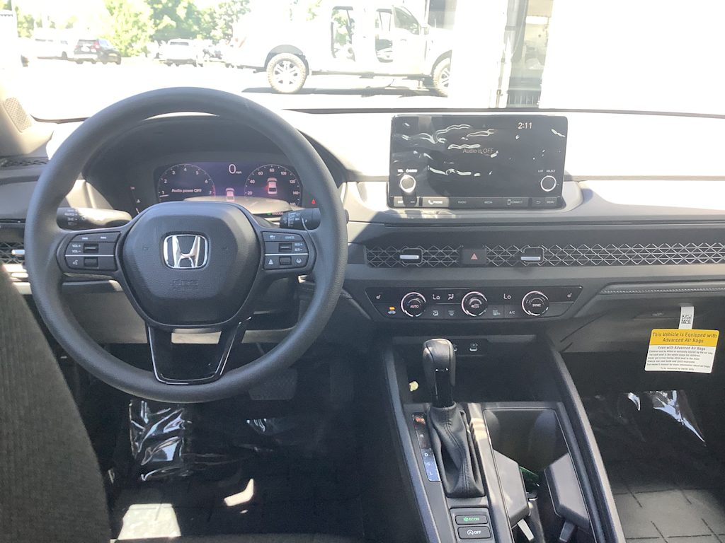 Thumbnail: 2025 Honda Accord - 10