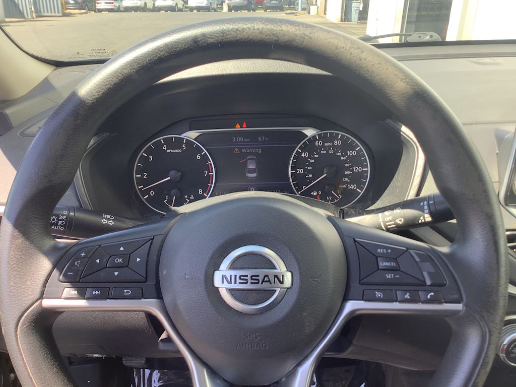 Thumbnail: 2020 Nissan Altima - 20