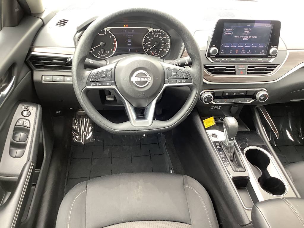 Thumbnail: 2024 Nissan Altima - 10