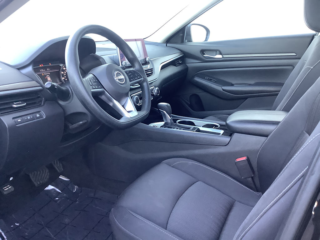 Thumbnail: 2024 Nissan Altima - 2