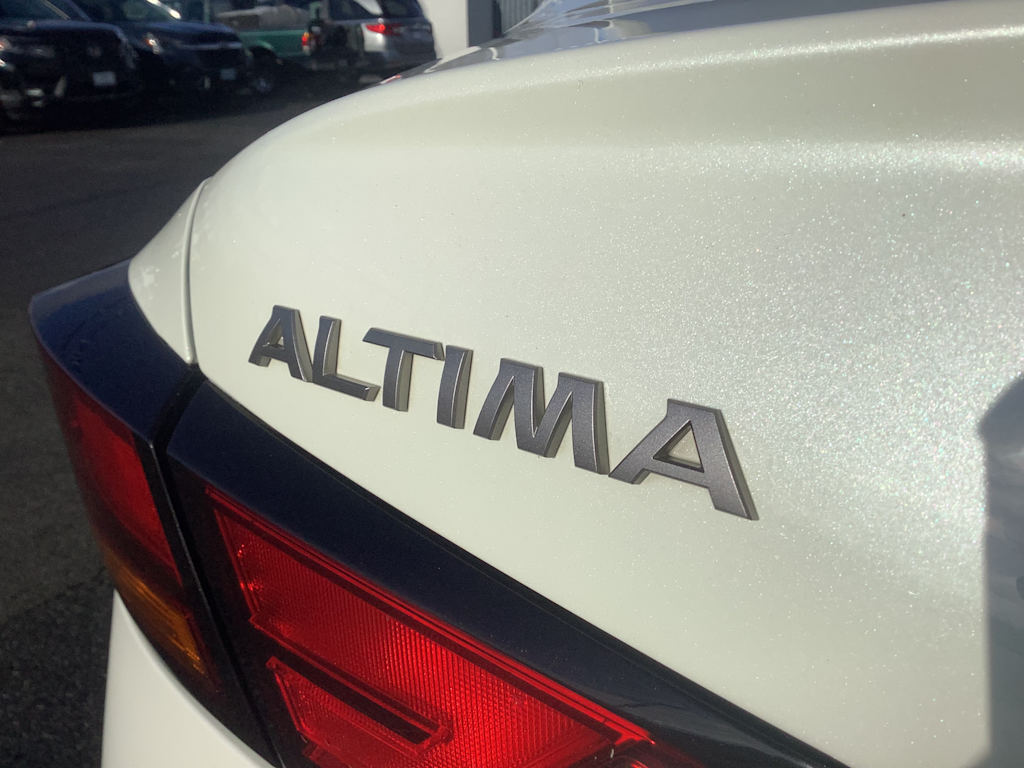 Thumbnail: 2023 Nissan Altima - 7