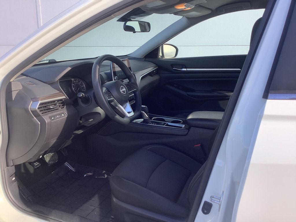 Thumbnail: 2023 Nissan Altima - 10