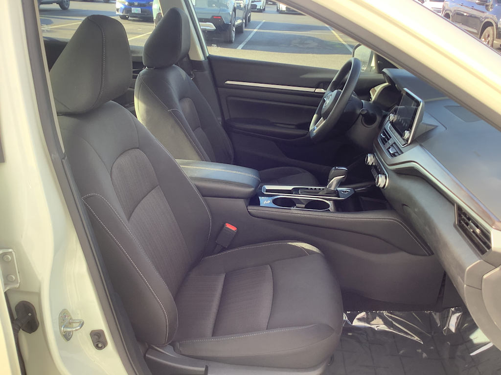 Thumbnail: 2023 Nissan Altima - 19