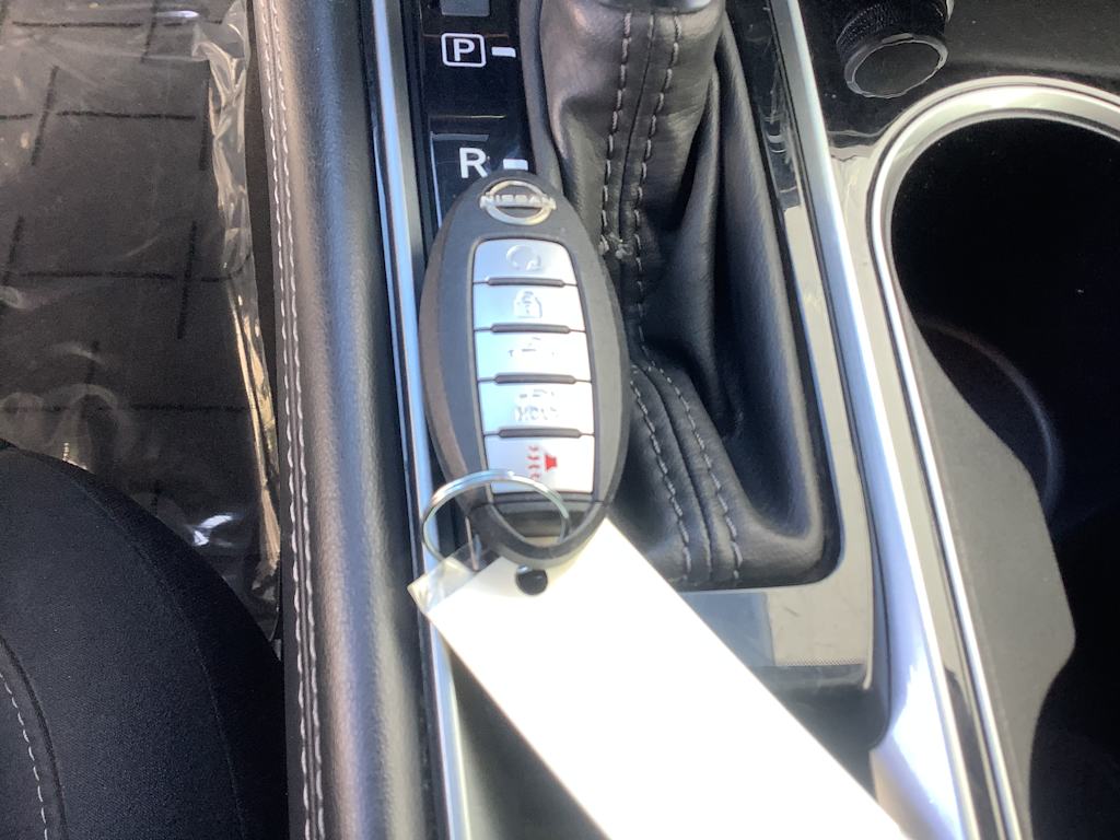 Thumbnail: 2023 Nissan Altima - 21