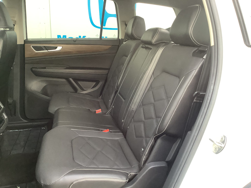 Thumbnail: 2024 Volkswagen Atlas - 19