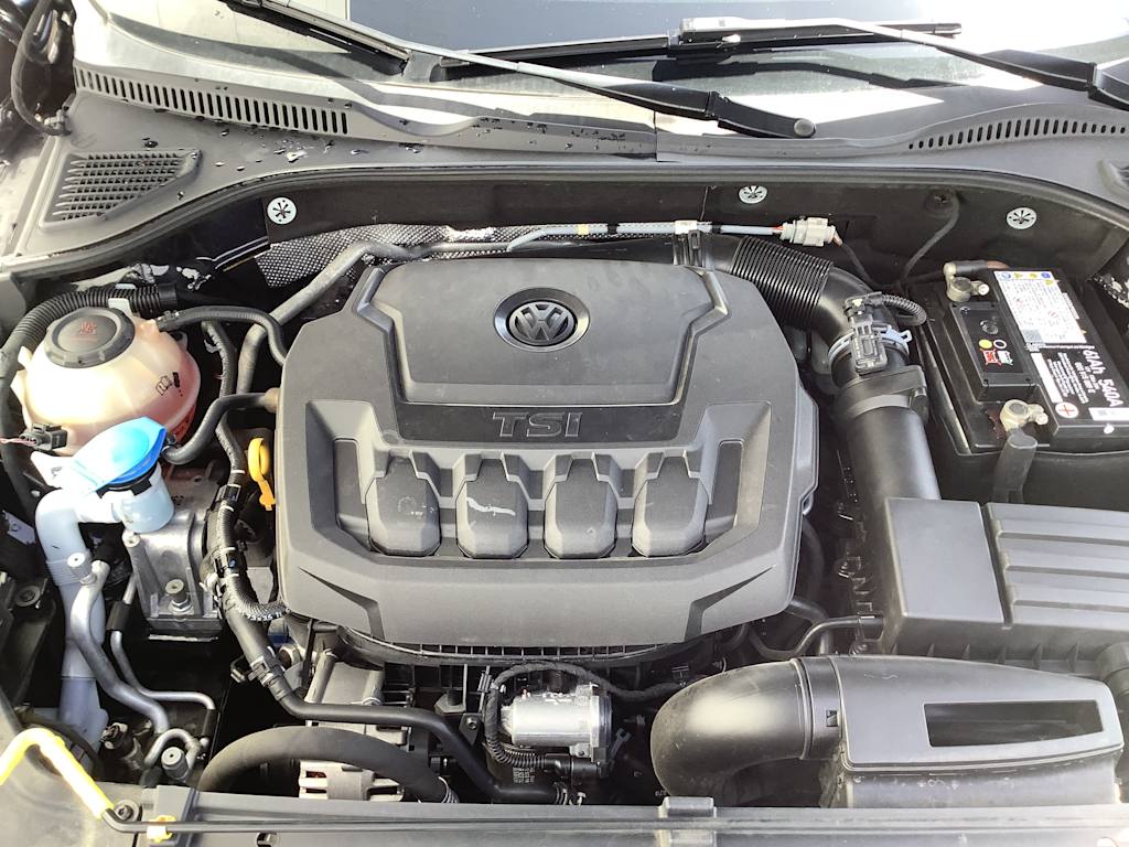 Thumbnail: 2020 Volkswagen Passat - 9