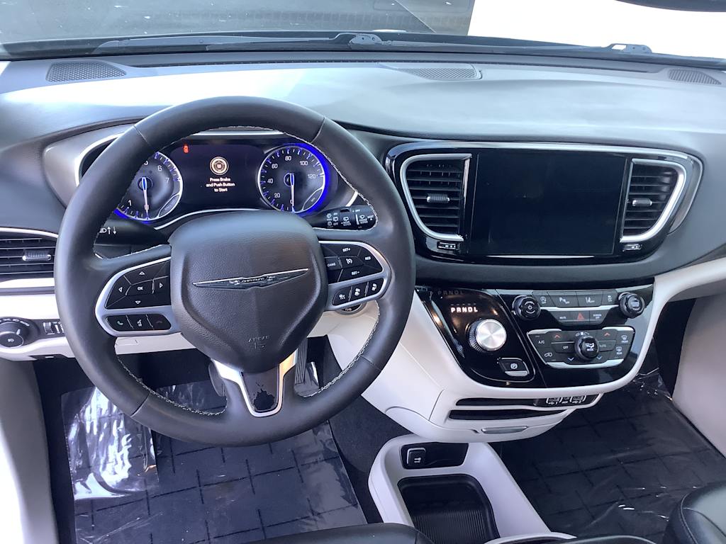 Thumbnail: 2024 Chrysler Pacifica - 2