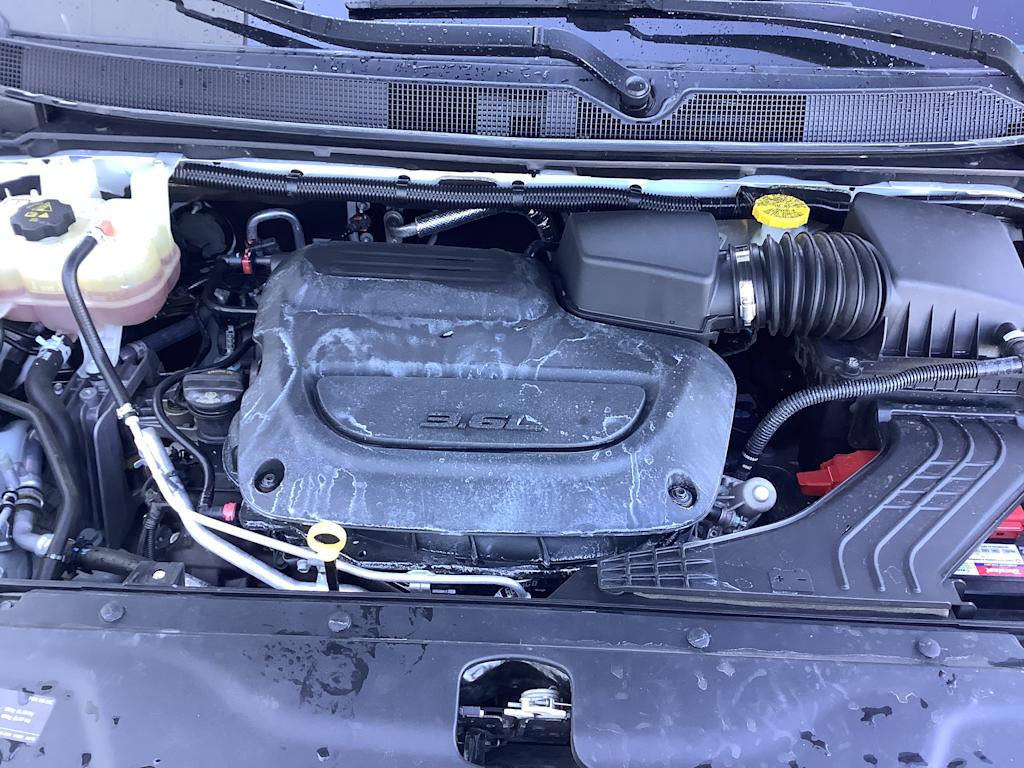 Thumbnail: 2022 Chrysler Pacifica - 9