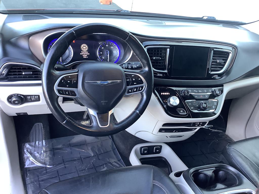 Thumbnail: 2018 Chrysler Pacifica - 2