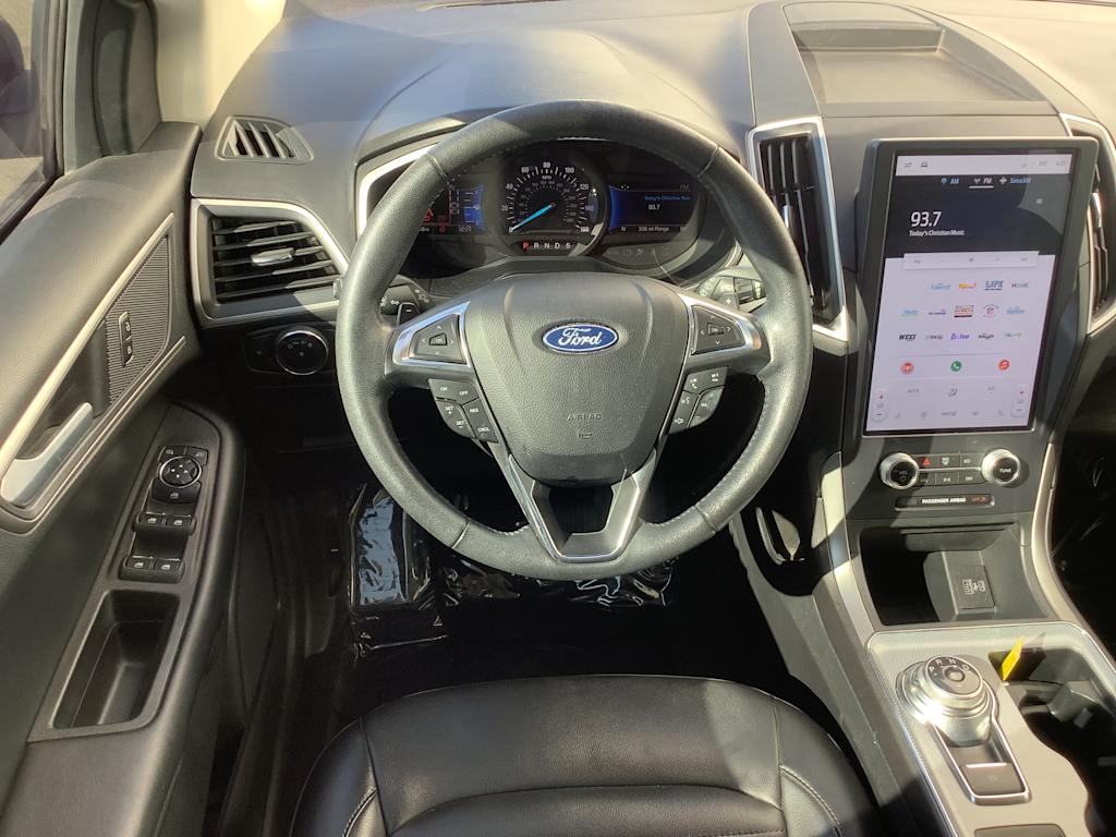 Thumbnail: 2021 Ford Edge - 2