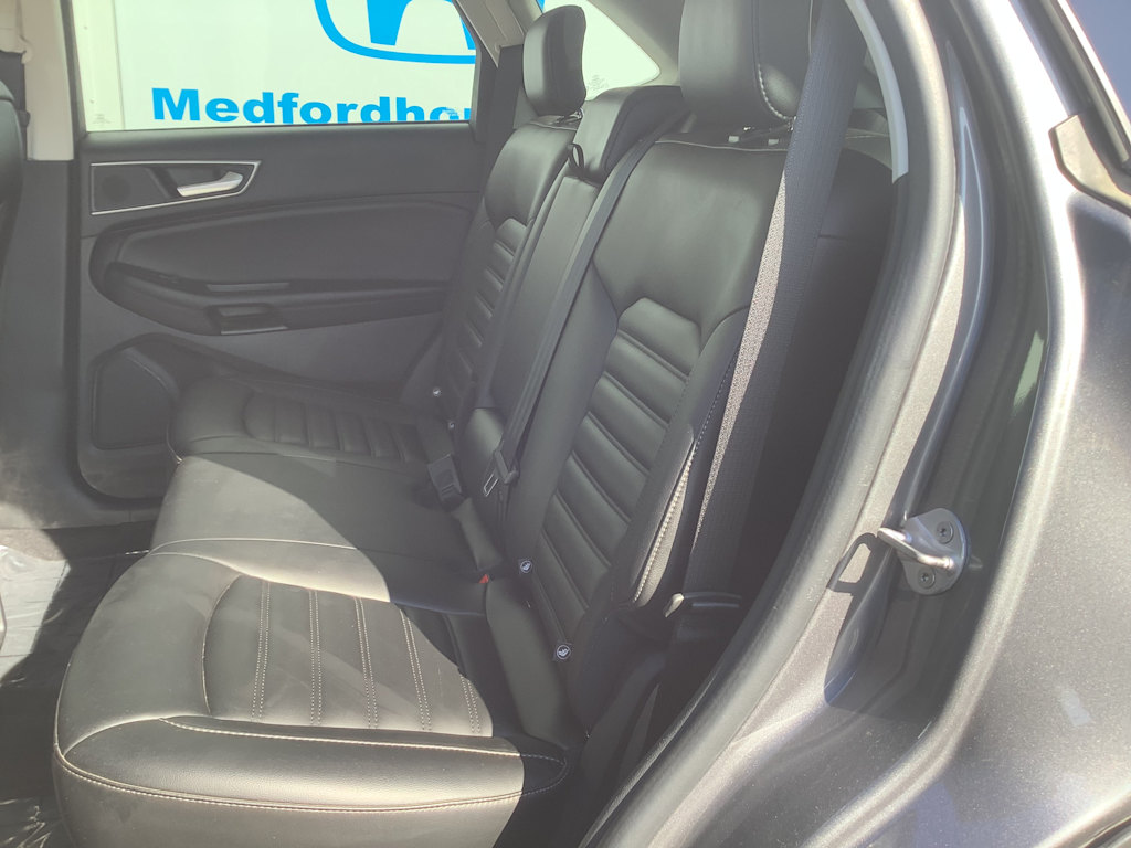 Thumbnail: 2021 Ford Edge - 18