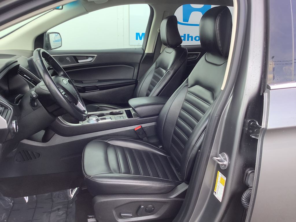 Thumbnail: 2023 Ford Edge - 10