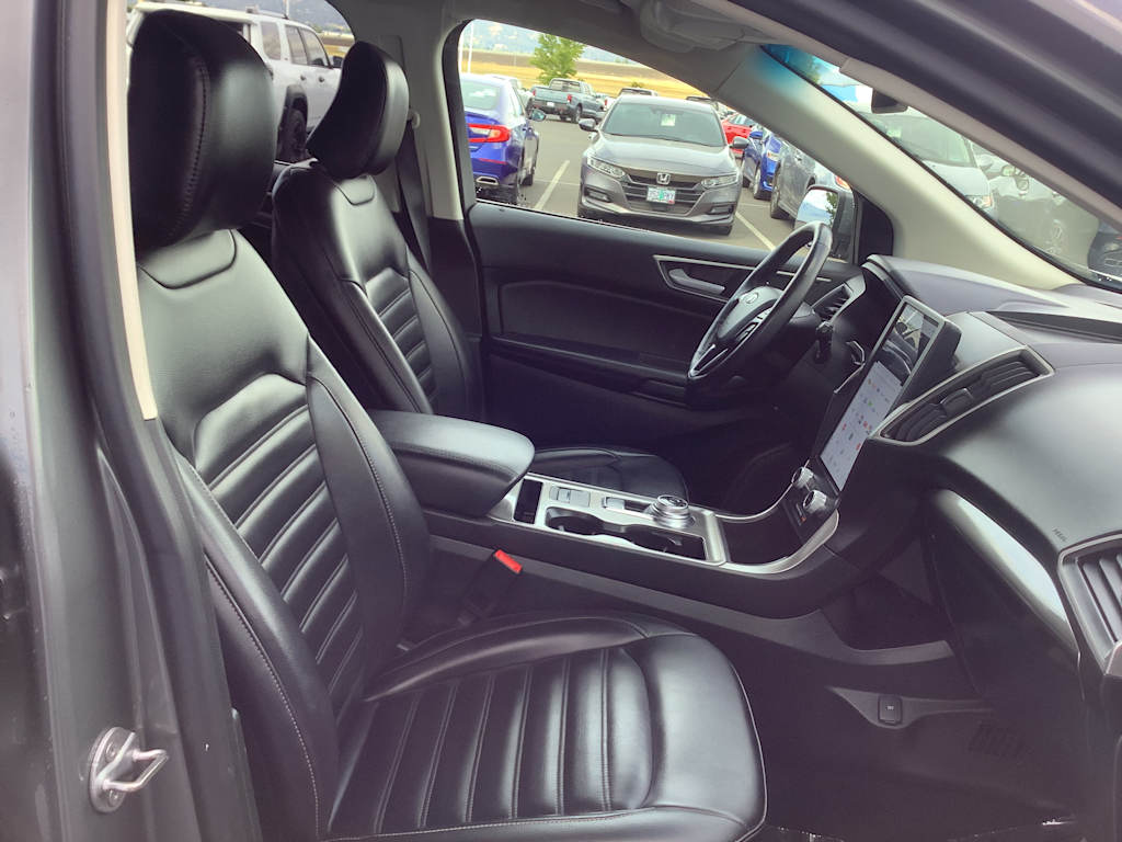 Thumbnail: 2023 Ford Edge - 11