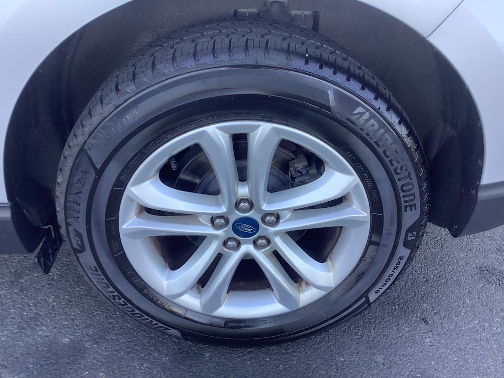 Thumbnail: 2019 Ford Edge - 8
