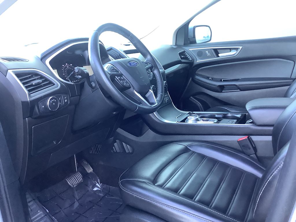 Thumbnail: 2019 Ford Edge - 2