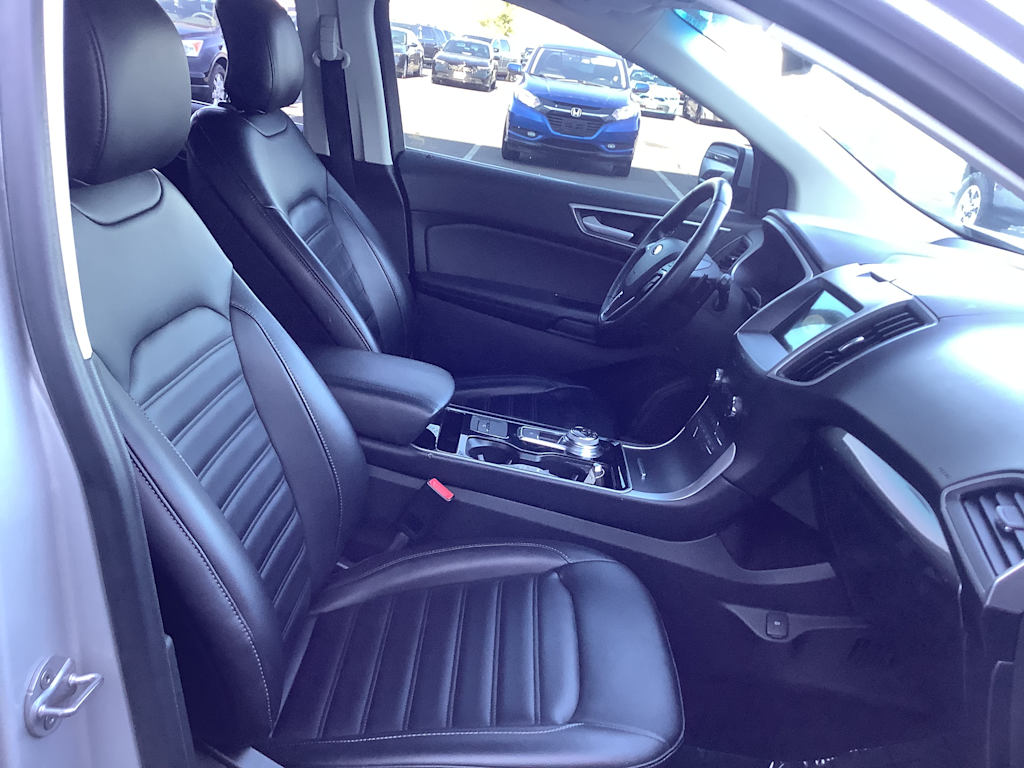 Thumbnail: 2019 Ford Edge - 12