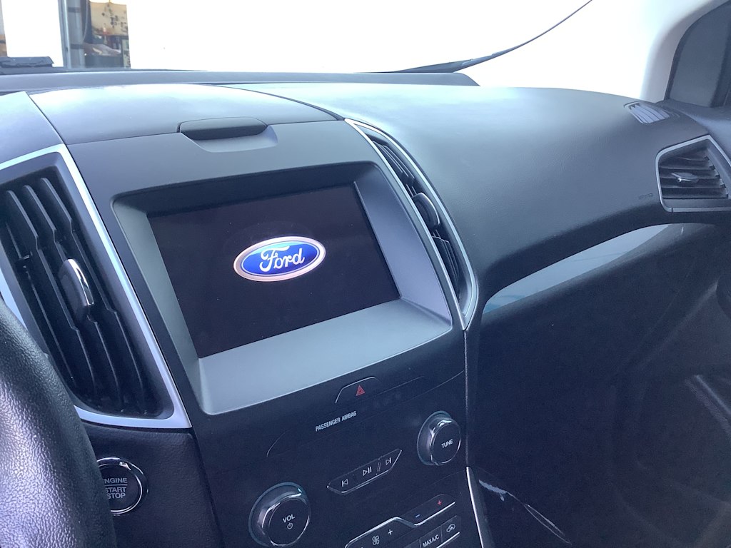 Thumbnail: 2019 Ford Edge - 14