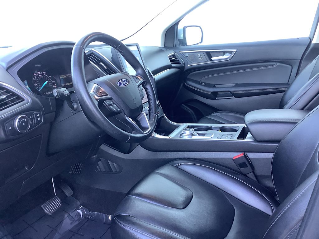 Thumbnail: 2022 Ford Edge - 2