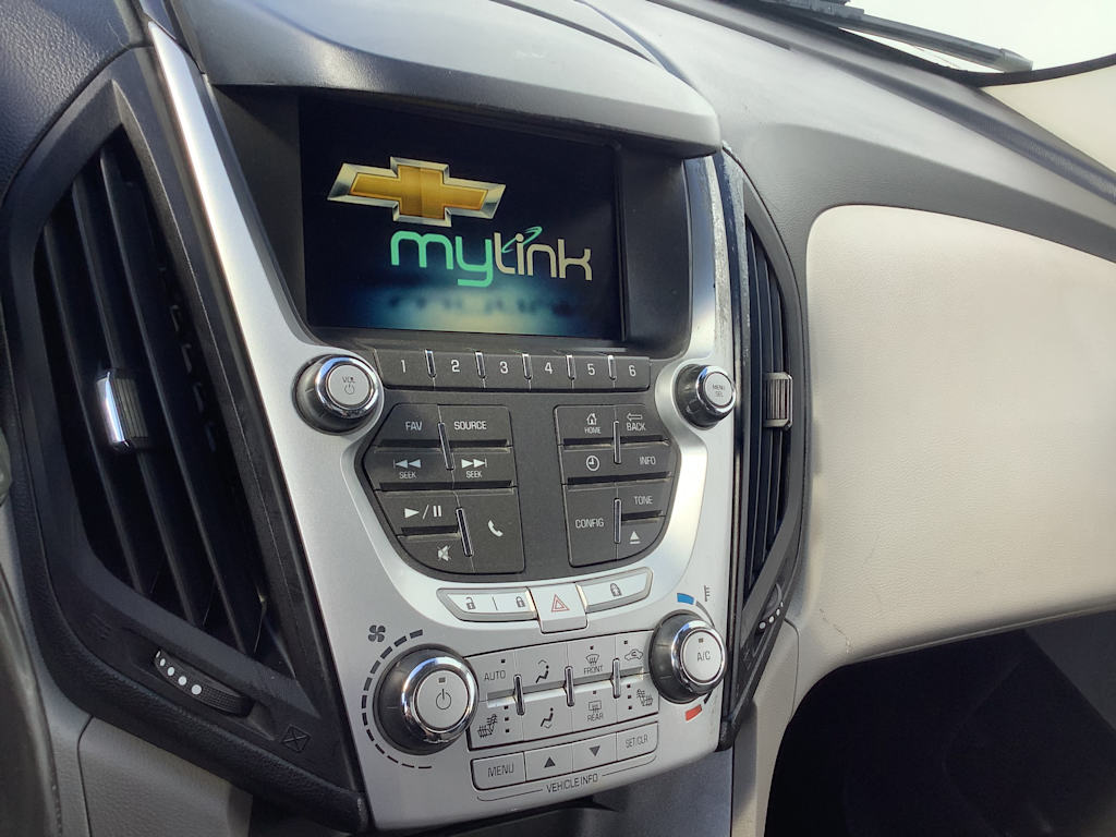 Thumbnail: 2015 Chevrolet Equinox - 14