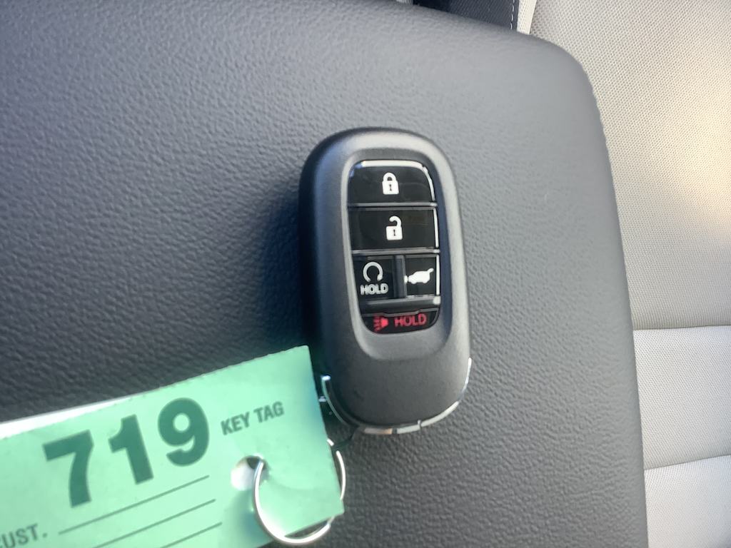 2025 Honda CR-V EX 17