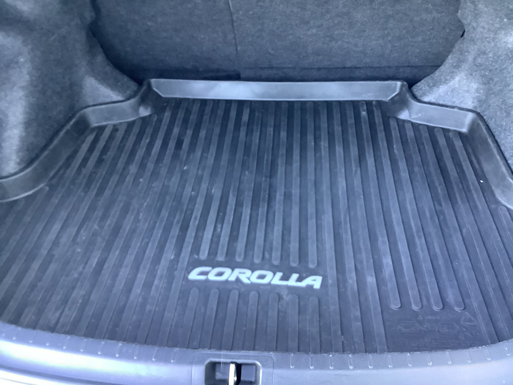 Thumbnail: 2018 Toyota Corolla - 17