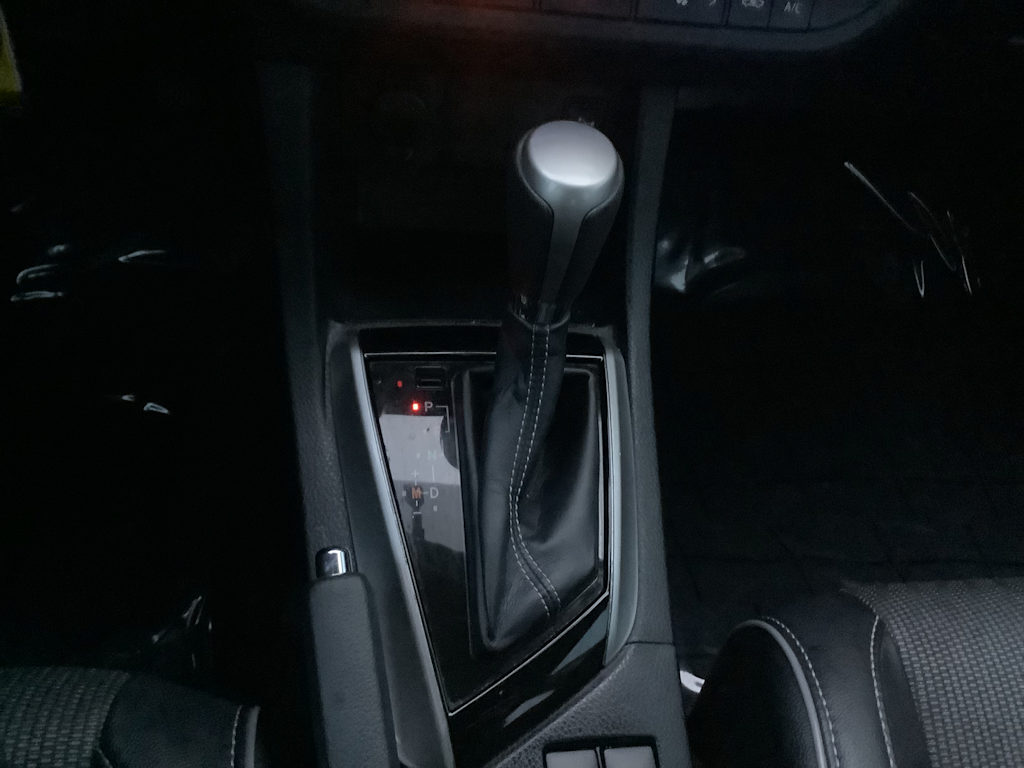 Thumbnail: 2015 Toyota Corolla - 14