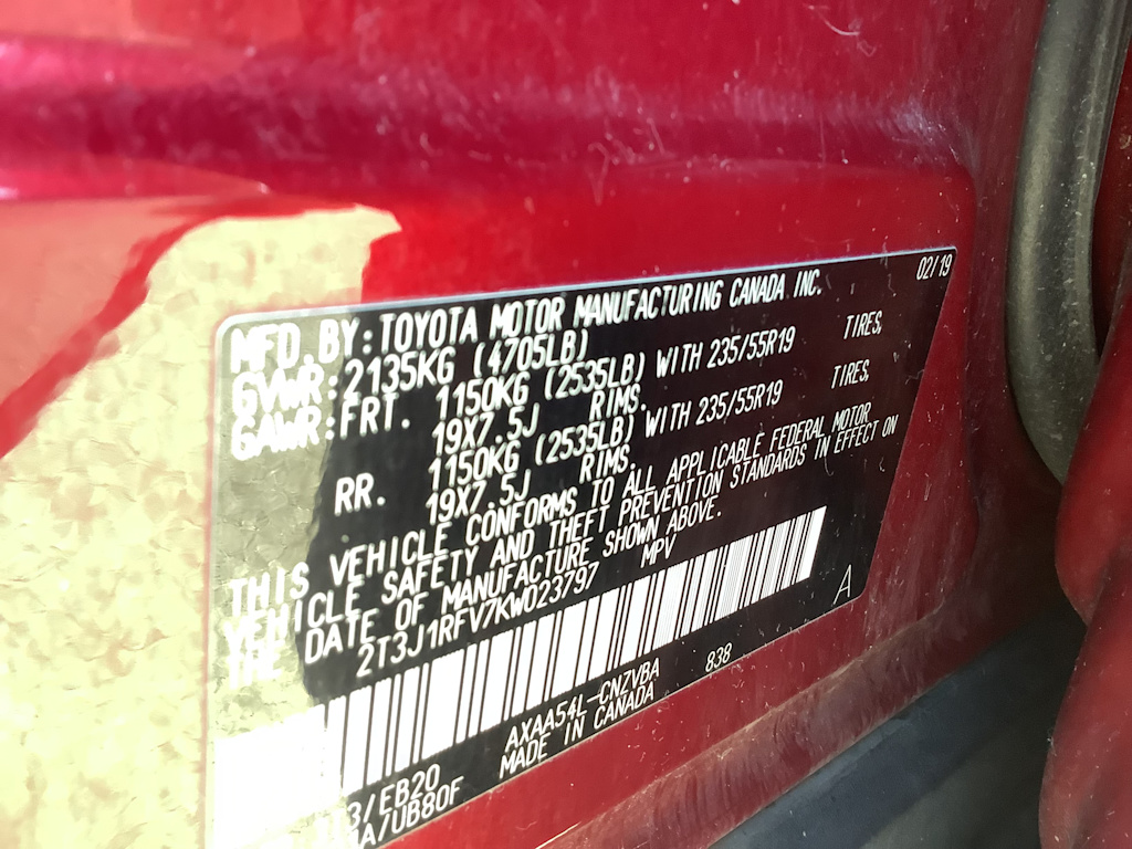 Thumbnail: 2019 Toyota RAV4 - 17