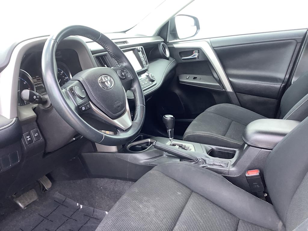 Thumbnail: 2016 Toyota RAV4 - 2