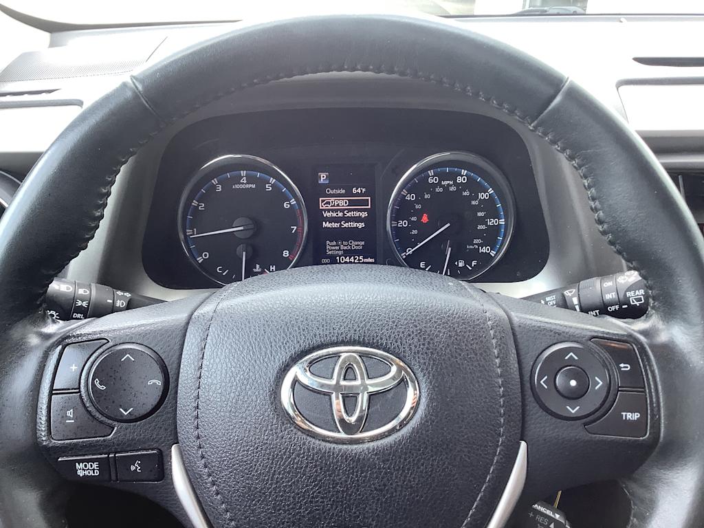 Thumbnail: 2016 Toyota RAV4 - 20