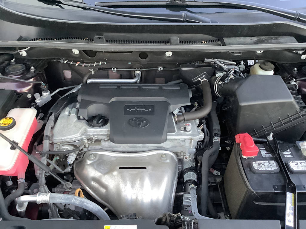 Thumbnail: 2018 Toyota RAV4 - 9