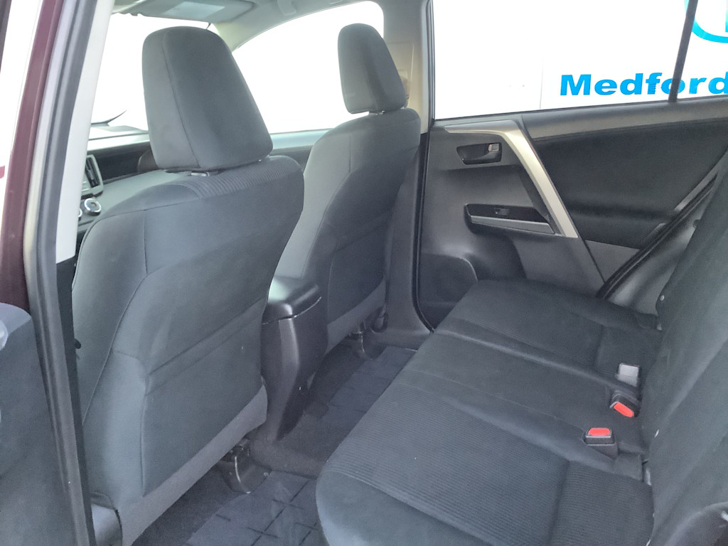 Thumbnail: 2018 Toyota RAV4 - 13