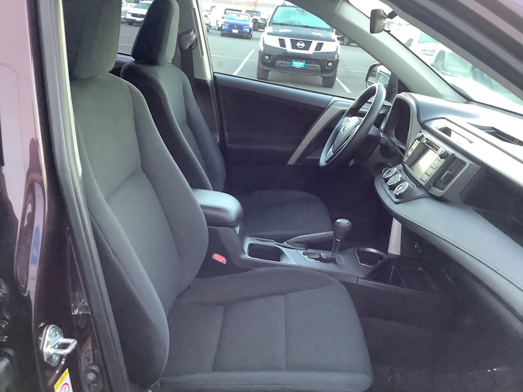 Thumbnail: 2018 Toyota RAV4 - 12