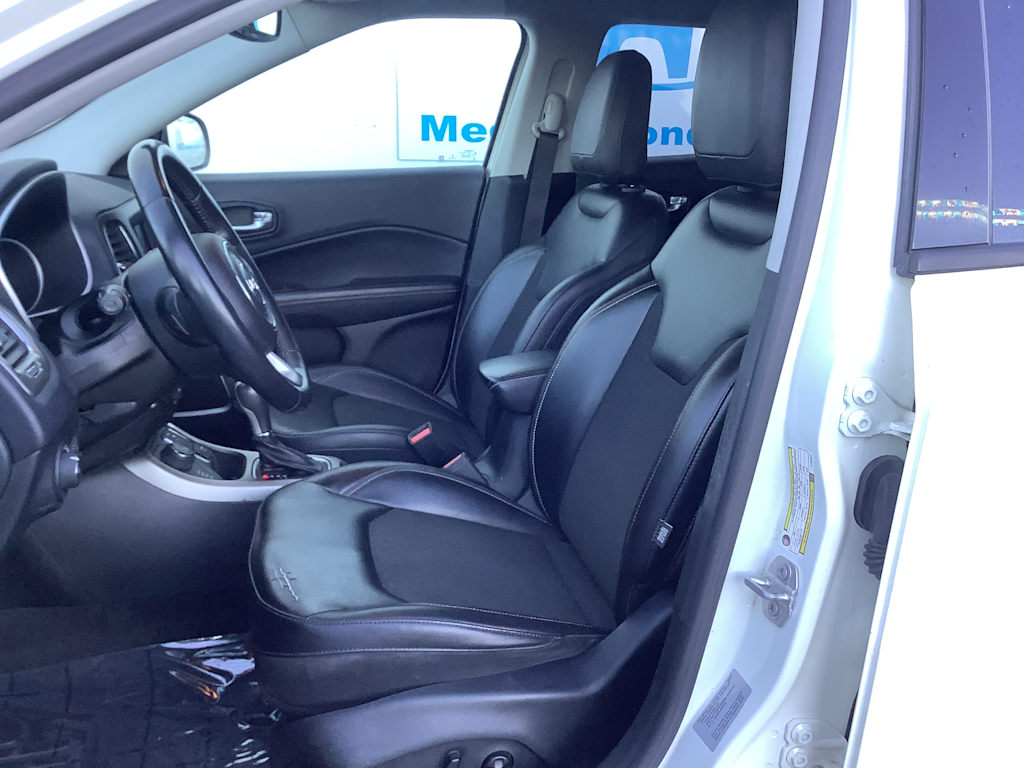 Thumbnail: 2018 Jeep Compass - 11