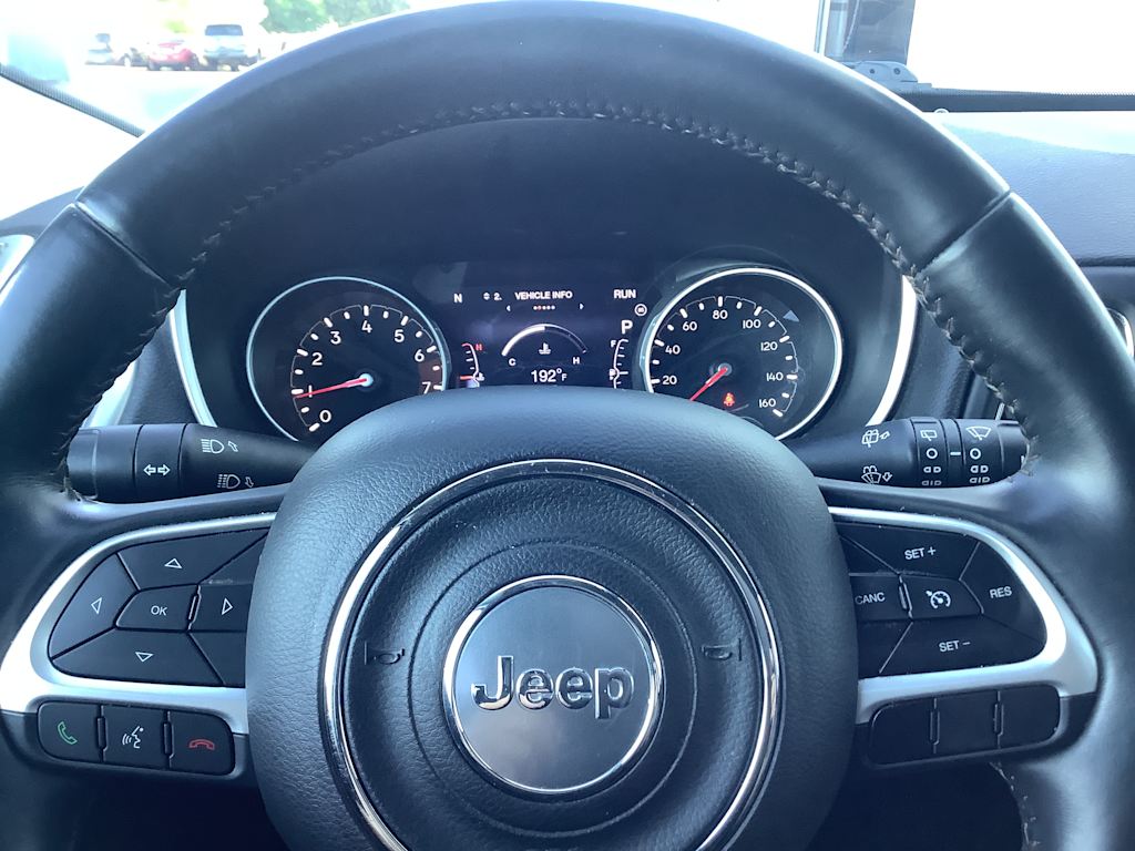 Thumbnail: 2018 Jeep Compass - 21
