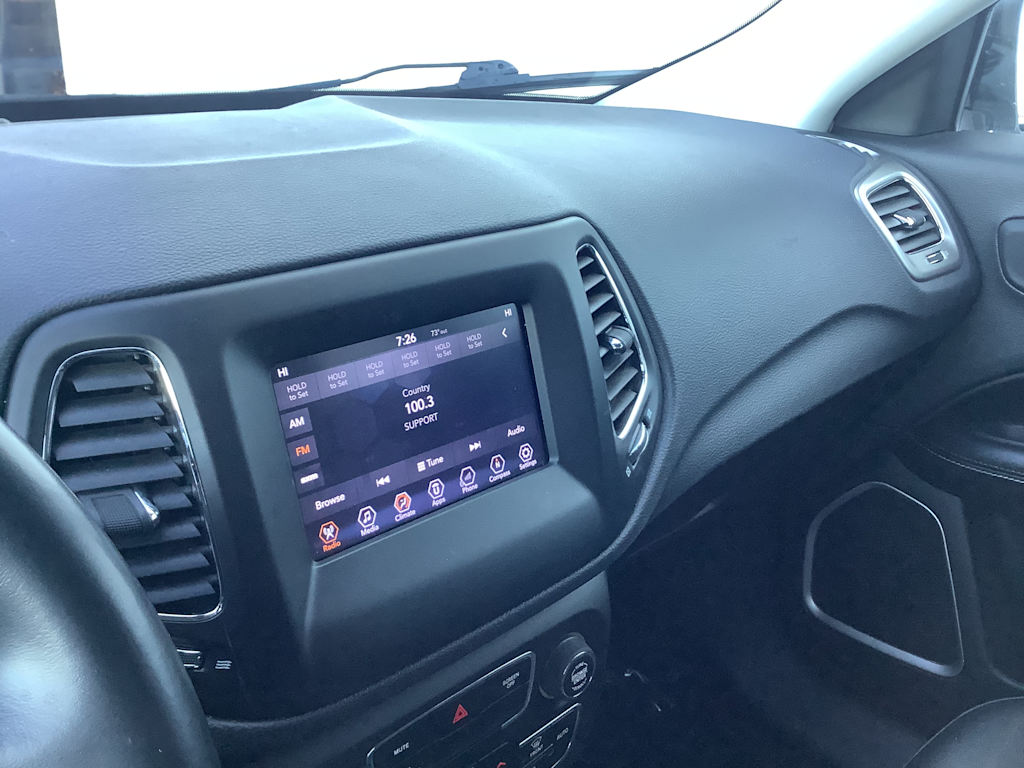 Thumbnail: 2018 Jeep Compass - 14